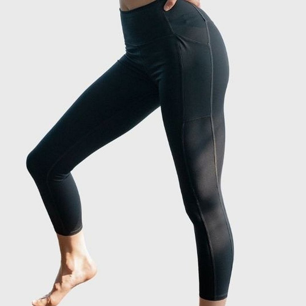 GIRLFRIEND CO BLACK POCKET LEGGING (28.5") SZ M